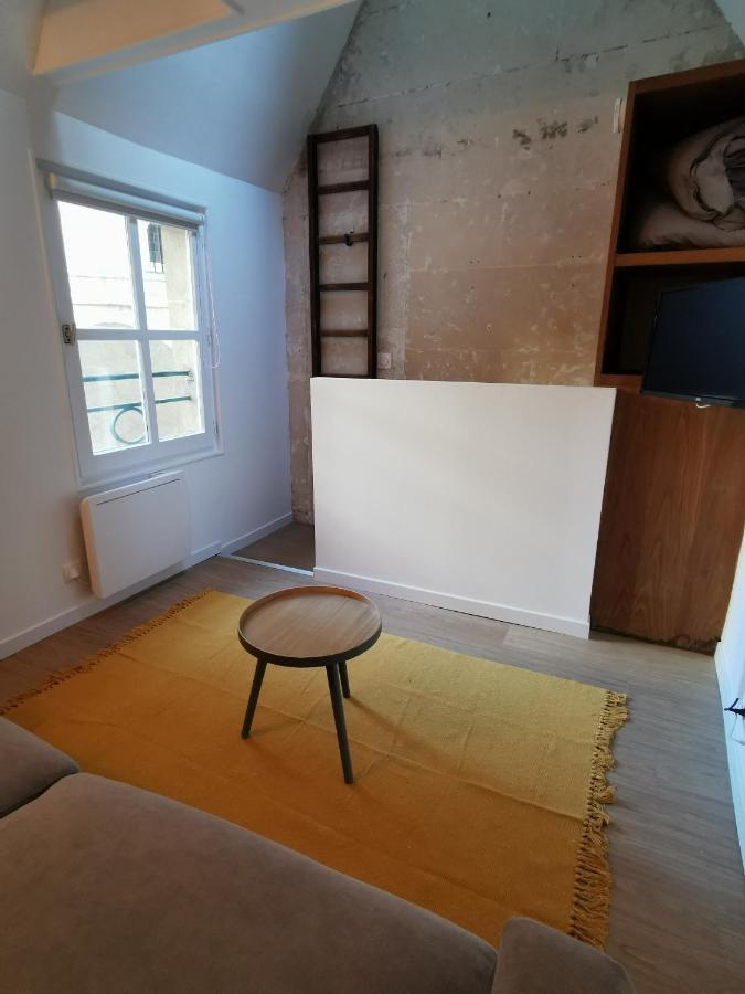 Studio En Duplex Dans Un Hotel Particulier Caen Exterior photo