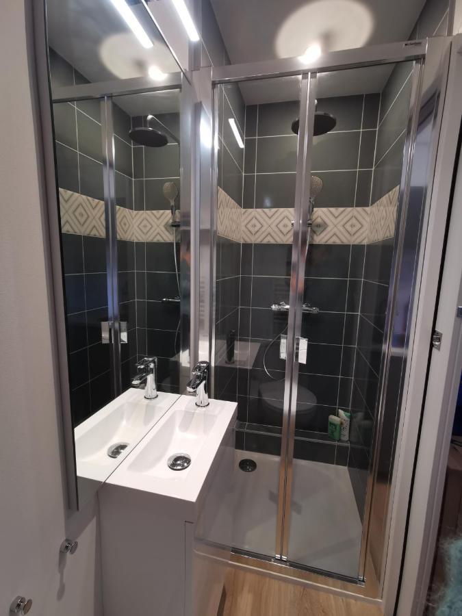 Studio En Duplex Dans Un Hotel Particulier Caen Exterior photo